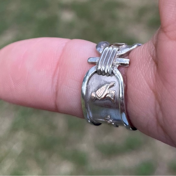 Vintage Sterling Silver 925 and Gold Cartouche Hieroglyphics Ring - Picture 4 of 15